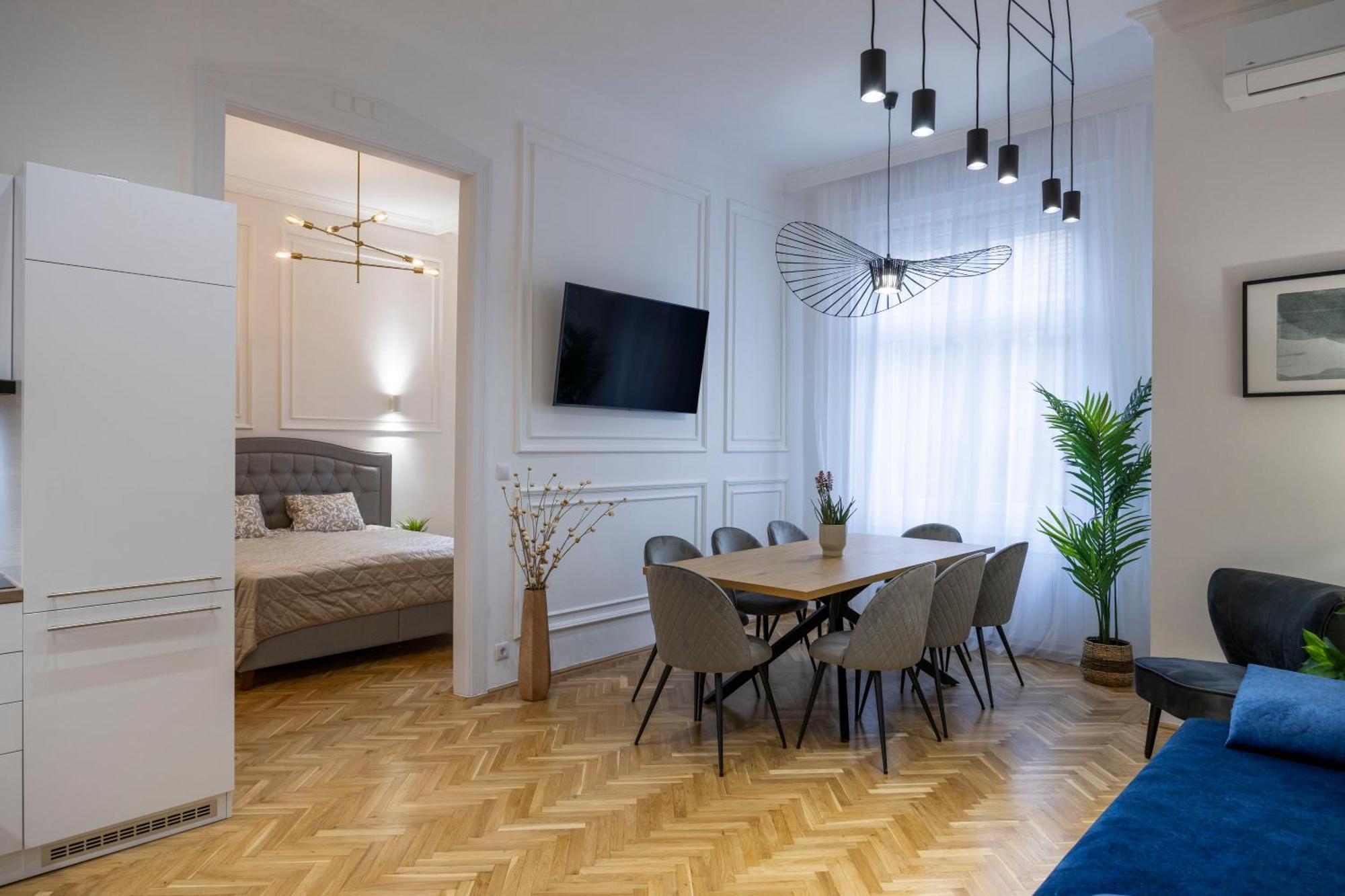 Luxurious Central 4Bedrm 3Bathrm Residence W/ Balcony Budapest Luaran gambar