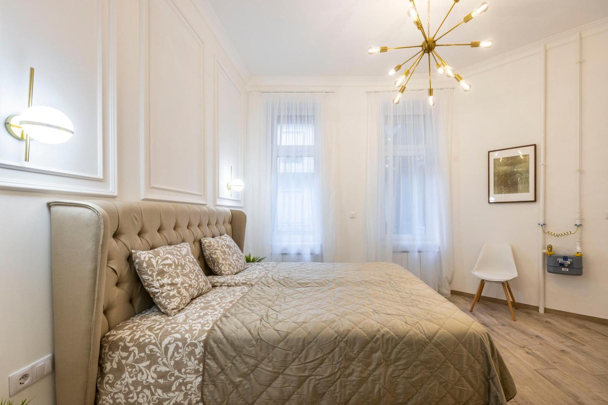Luxurious Central 4Bedrm 3Bathrm Residence W/ Balcony Budapest Luaran gambar