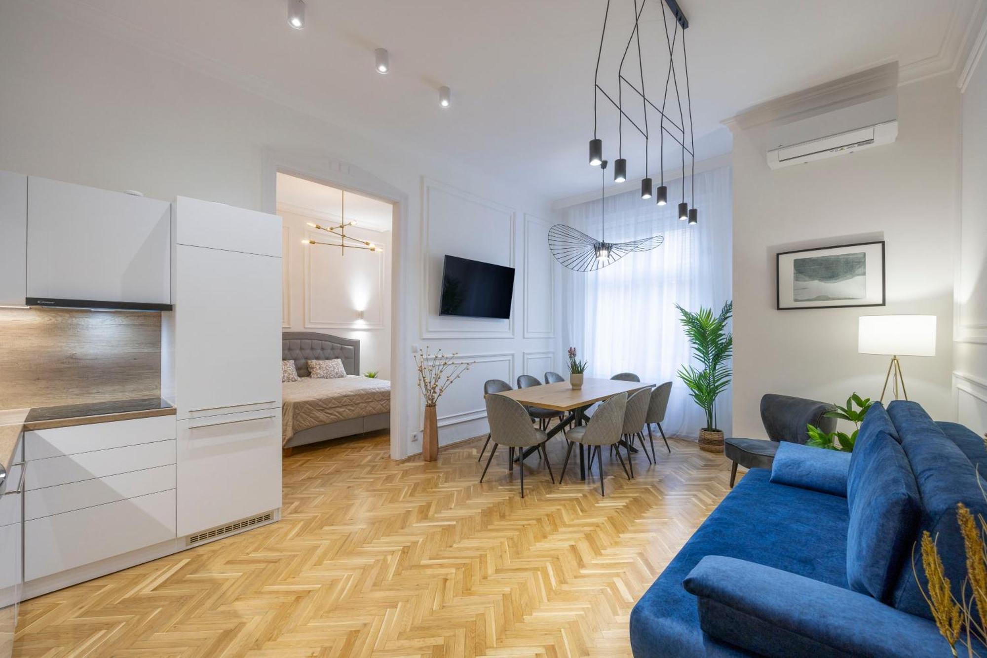 Luxurious Central 4Bedrm 3Bathrm Residence W/ Balcony Budapest Luaran gambar